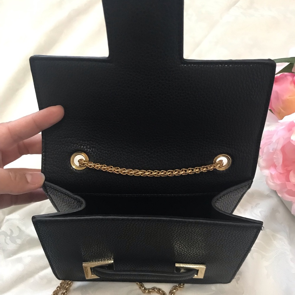 Crossbody - Picture 5 of 5